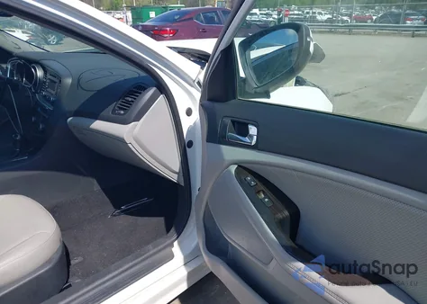 2015 Kia Optima Ex z USA, uszkodzony, nr VIN 5XXGN4A7XFG359270